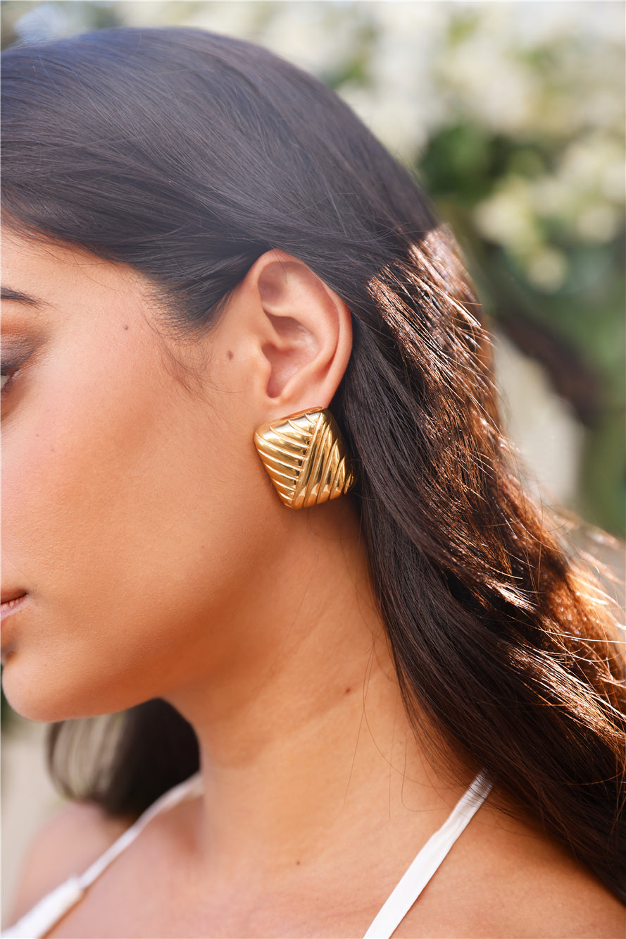 Nyra Cushion Earrings 18K Gold Plated