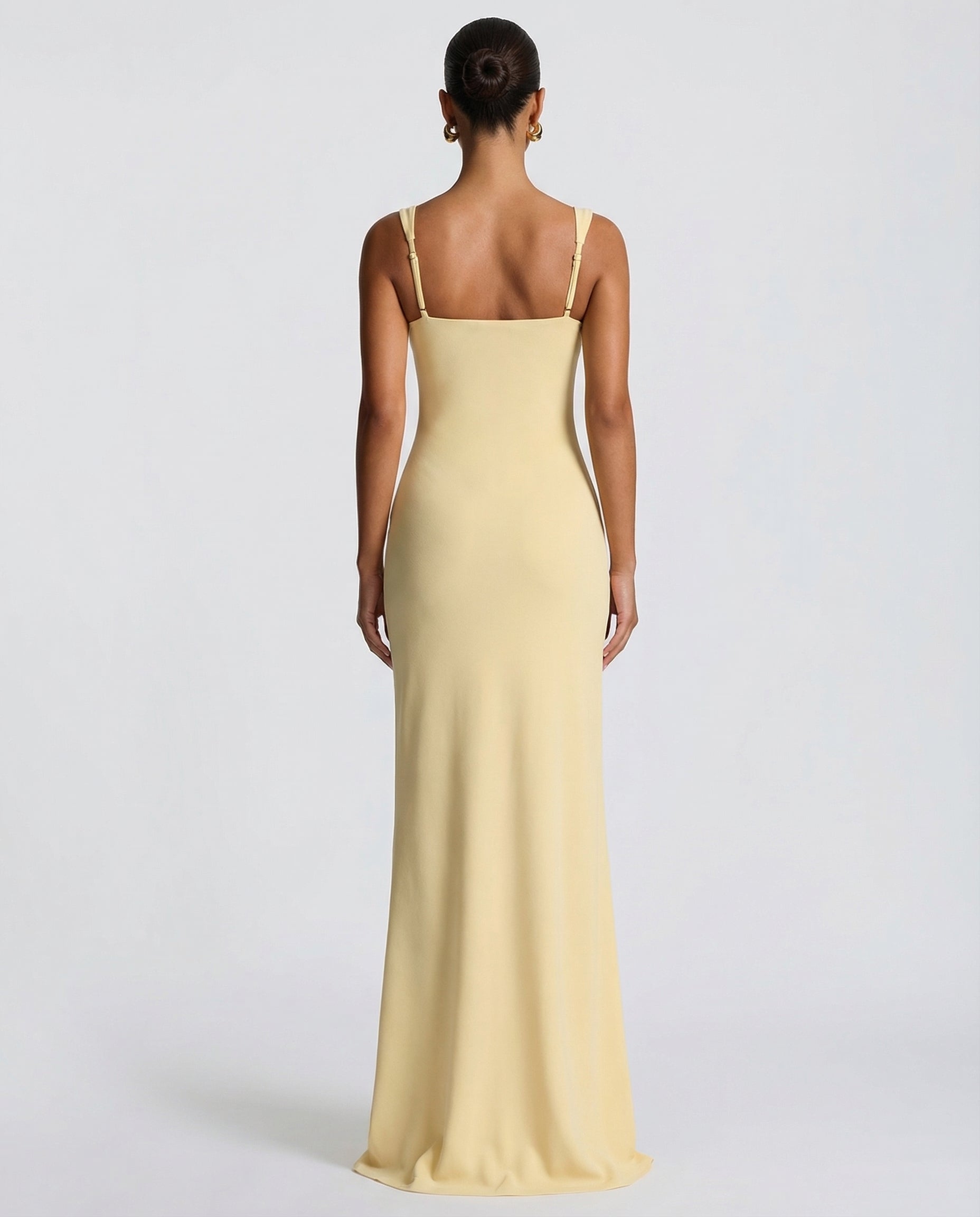 Maxikleid für Hauptcharaktere